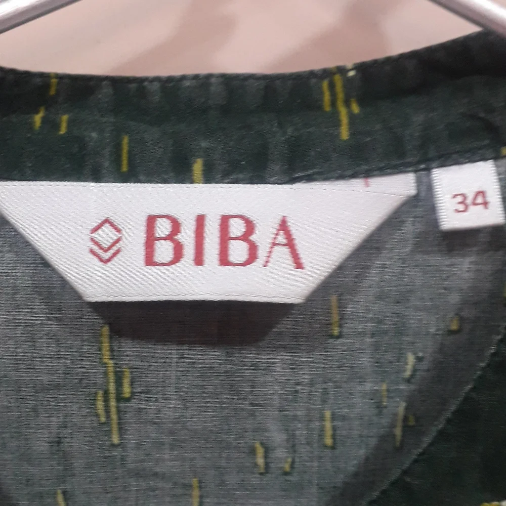 Biba green kurta with yellow ambi print salwar - Picture 3 of 8